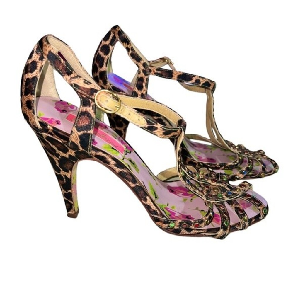 Betsey Johnson Vero Cuoio Strappy Leopard Print Rhinestone Heel Sandals Size 7